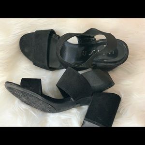 Unisa suede sandals size 8